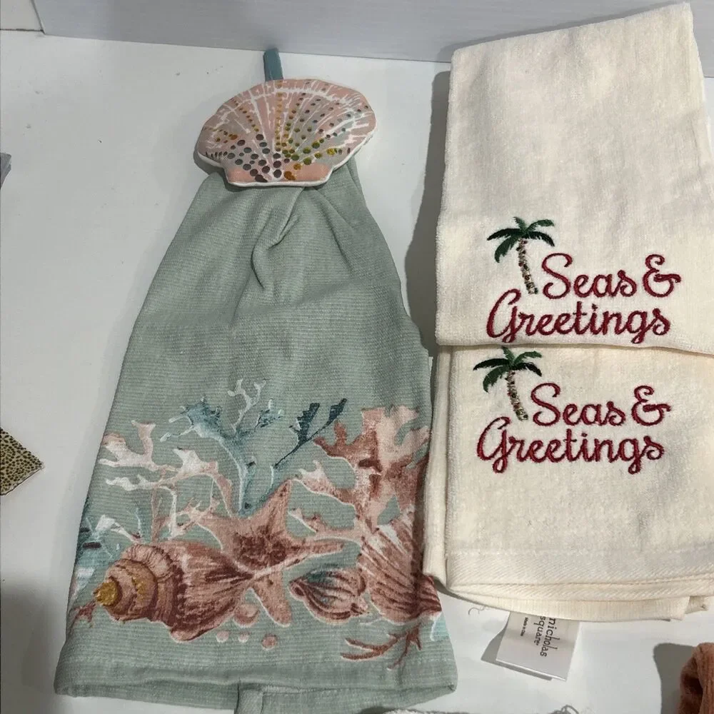 Unbranded lot seasonal
